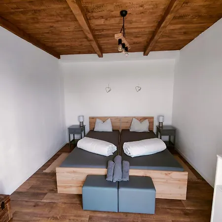 게스트하우스 Levendulaszat Simontornya