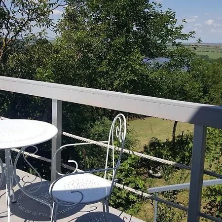 게스트하우스 Levendulaszat Simontornya